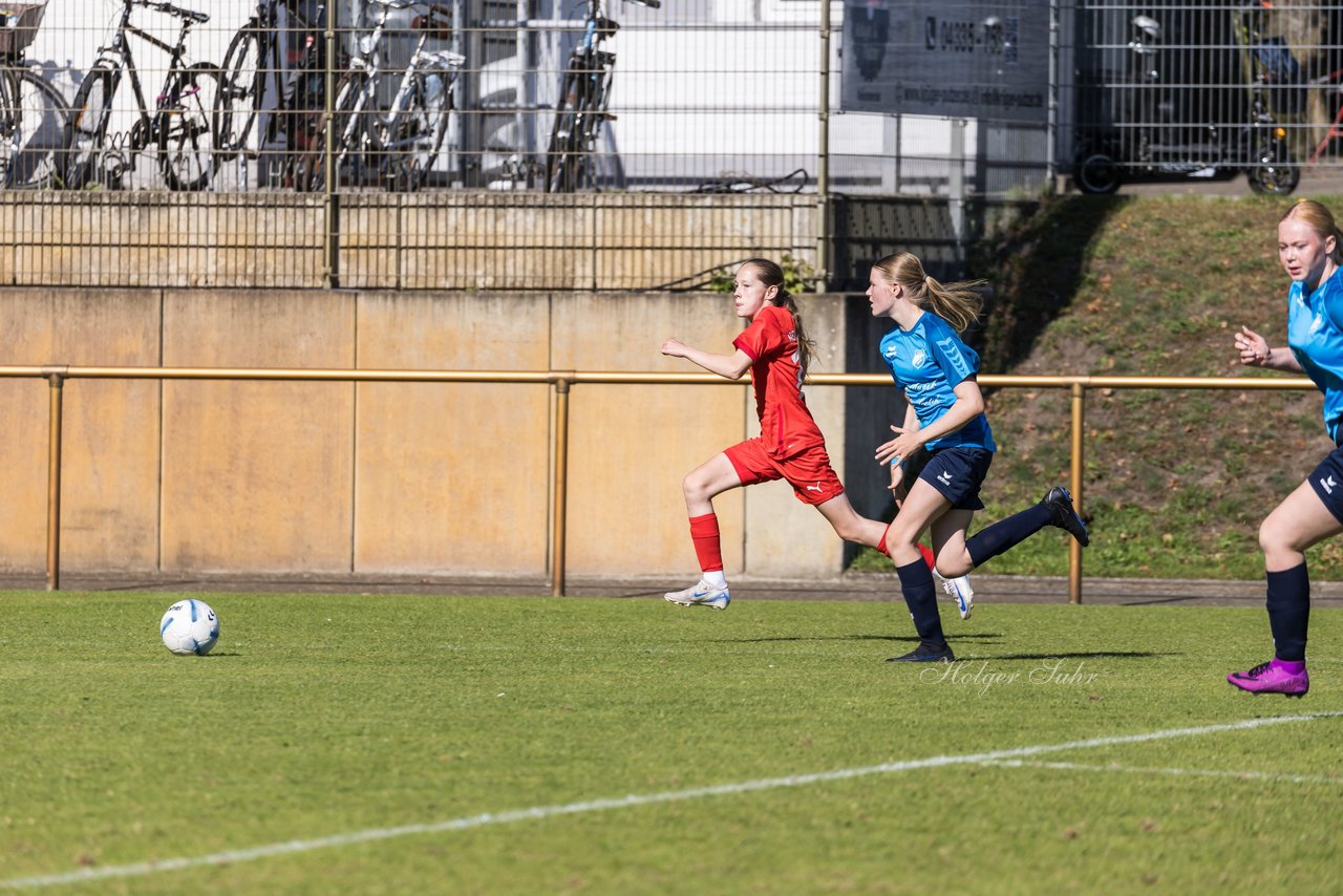 Bild 93 - wBJ TuS Rotenhof - Holstein Kiel : Ergebnis: 1:4